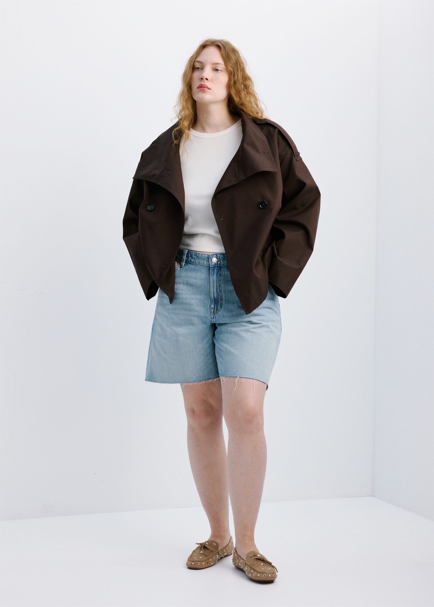 Straight low-rise denim Bermuda sho