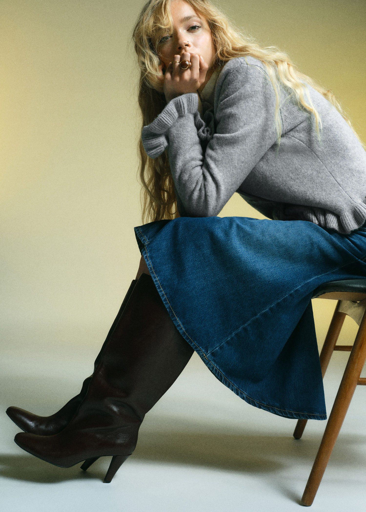 Ruffle knit cardigan