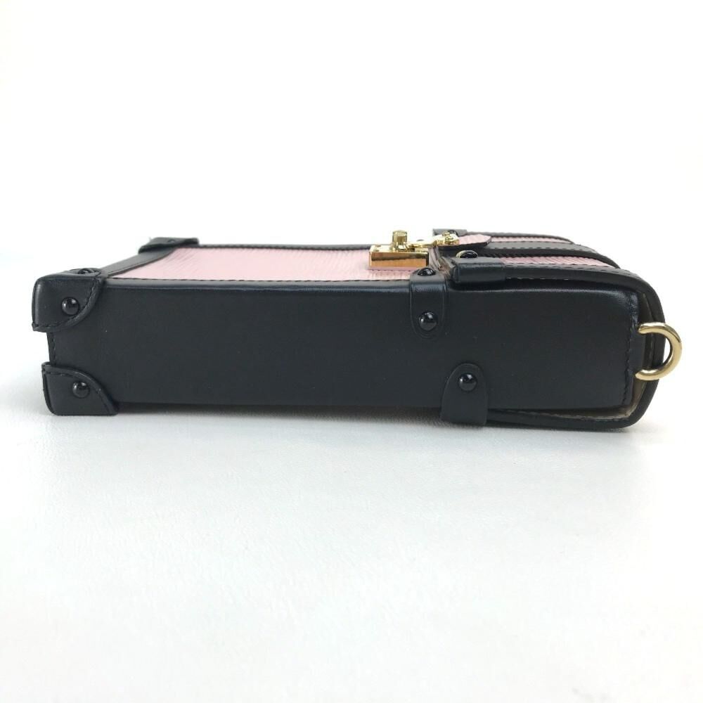 Louis Vuitton Shoulder Bags