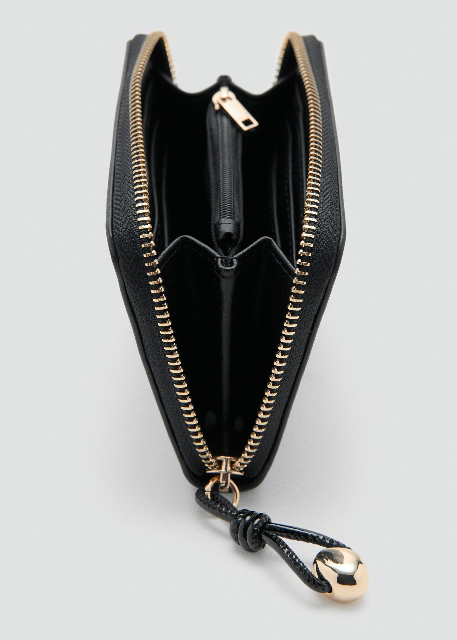 Medium wallet with mini-bead embell