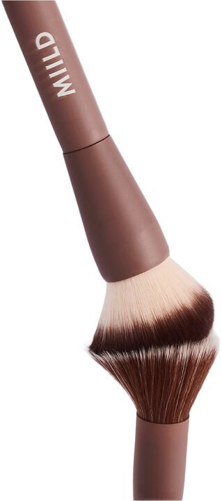 SKIN PERFECTING BLENDER BRUSH
