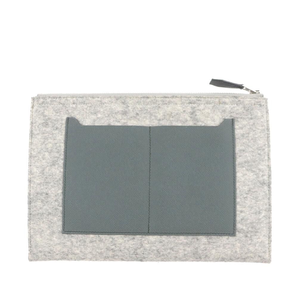 Herm&egrave;s Clutch
