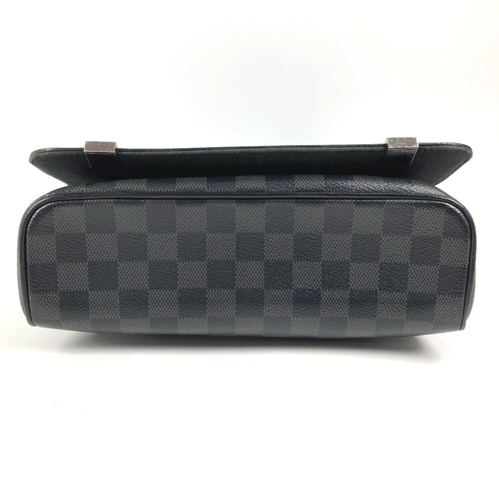 Louis Vuitton District