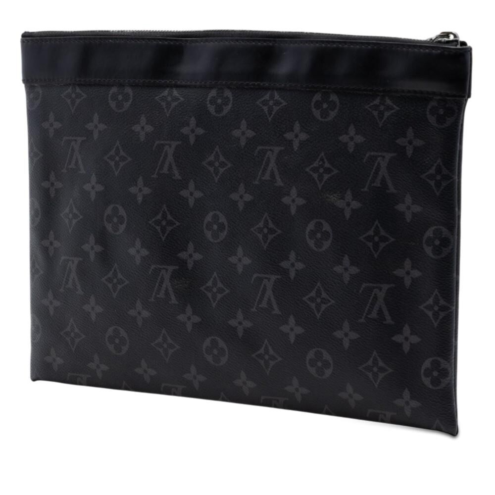 Louis Vuitton Clutch
