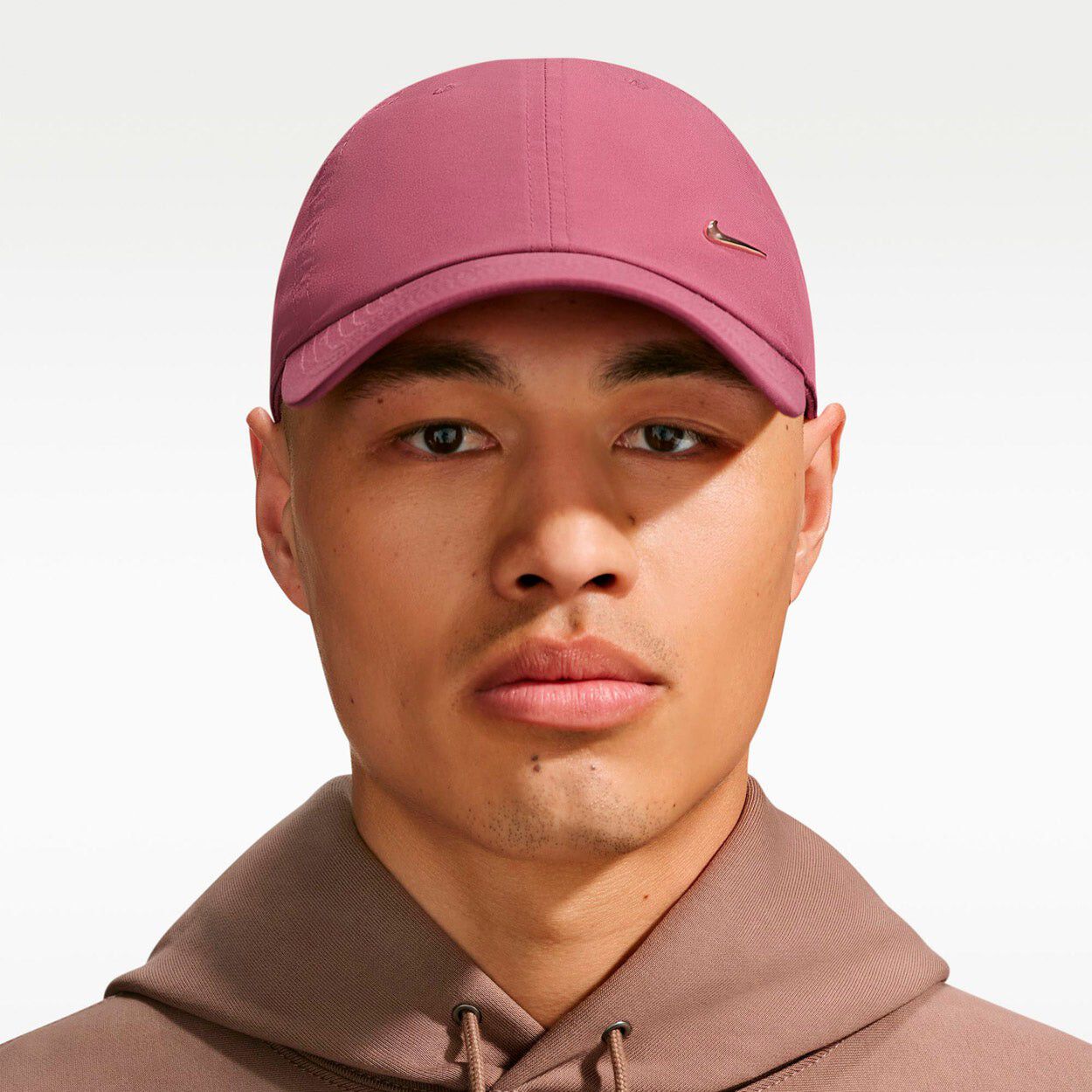Dri-FIT Club Unstructured Metal Swoosh kasket