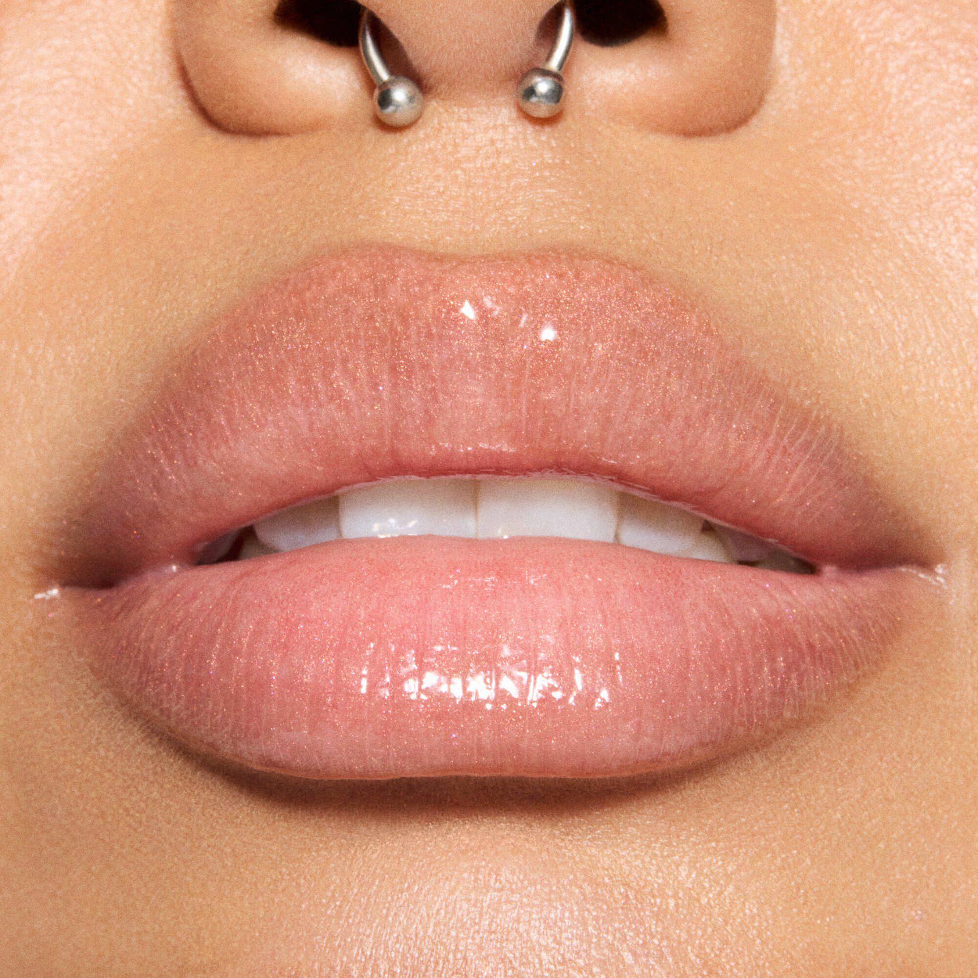 Squirt Plumping Shimmer Lipgloss Stick