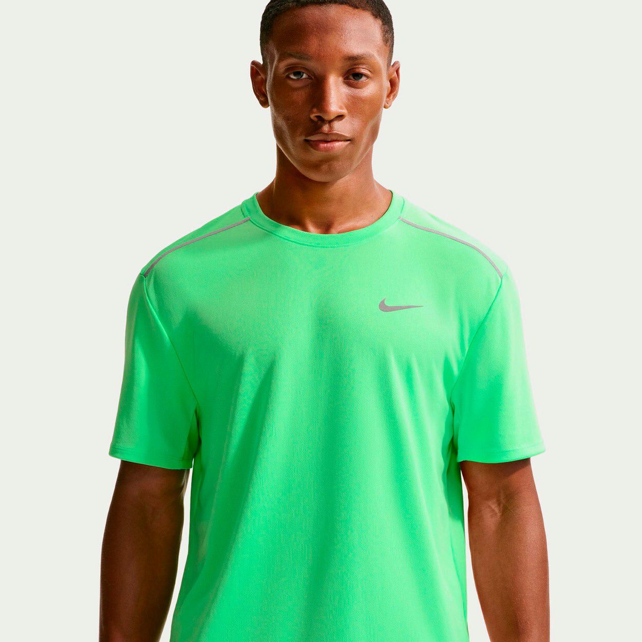 Miler Dri-Fit UV L&oslash;be T-shirt