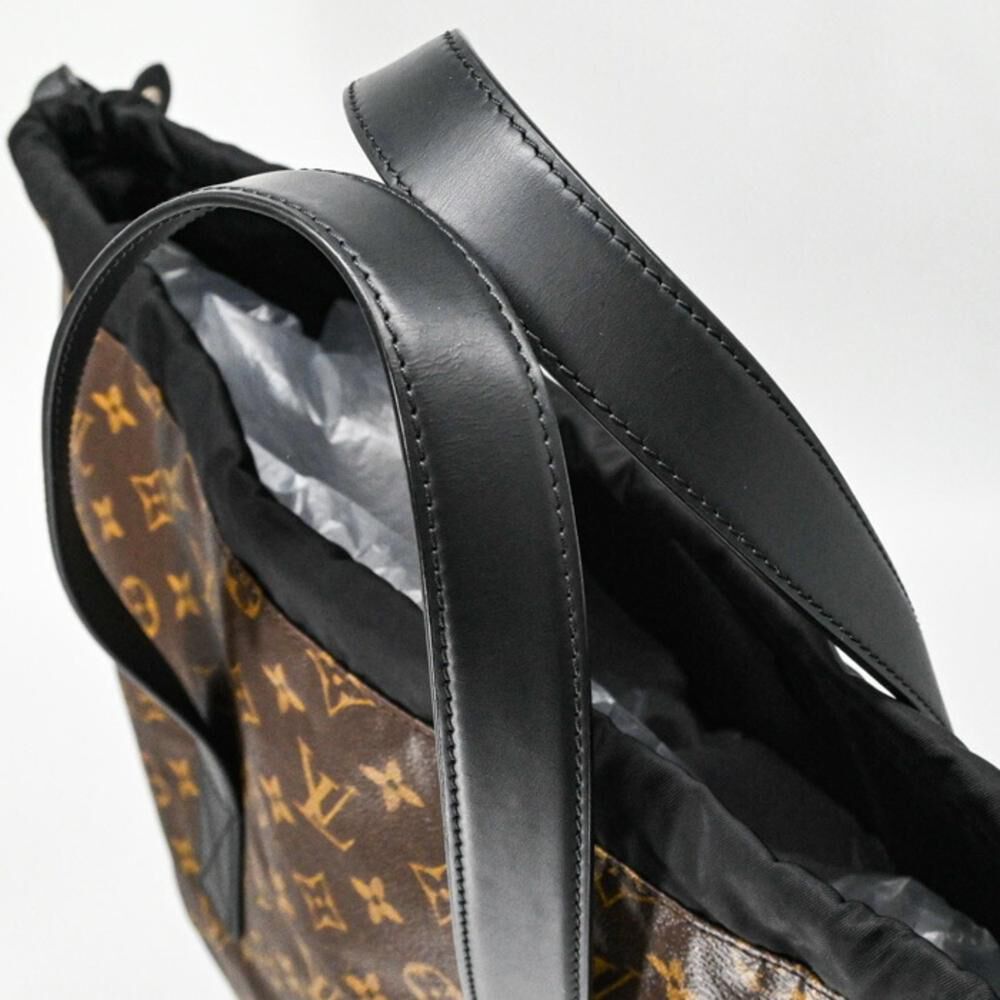 Louis Vuitton Cabas