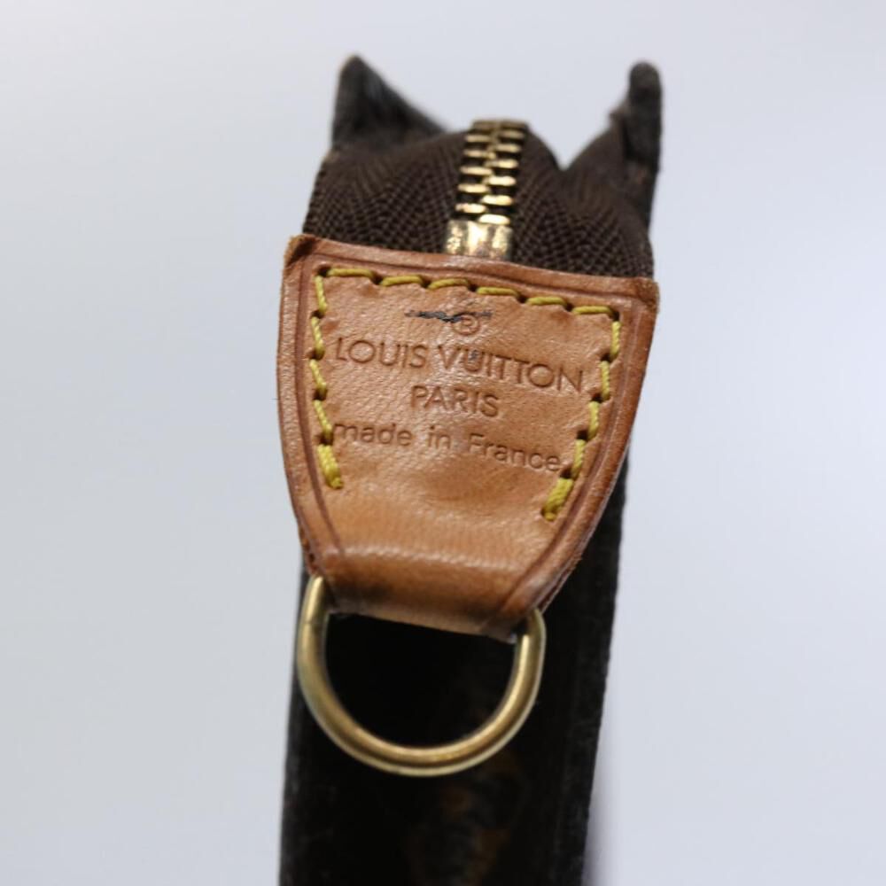Louis Vuitton Pouch
