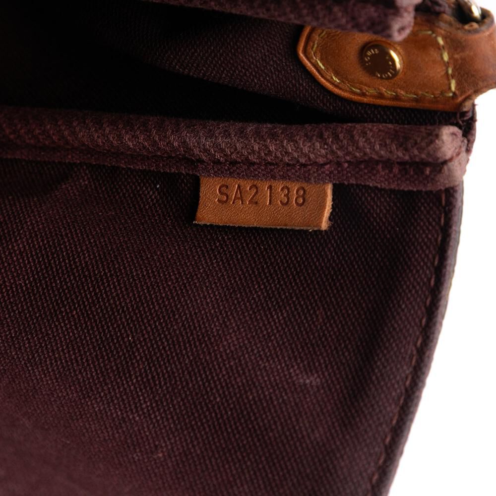 Louis Vuitton Favorite