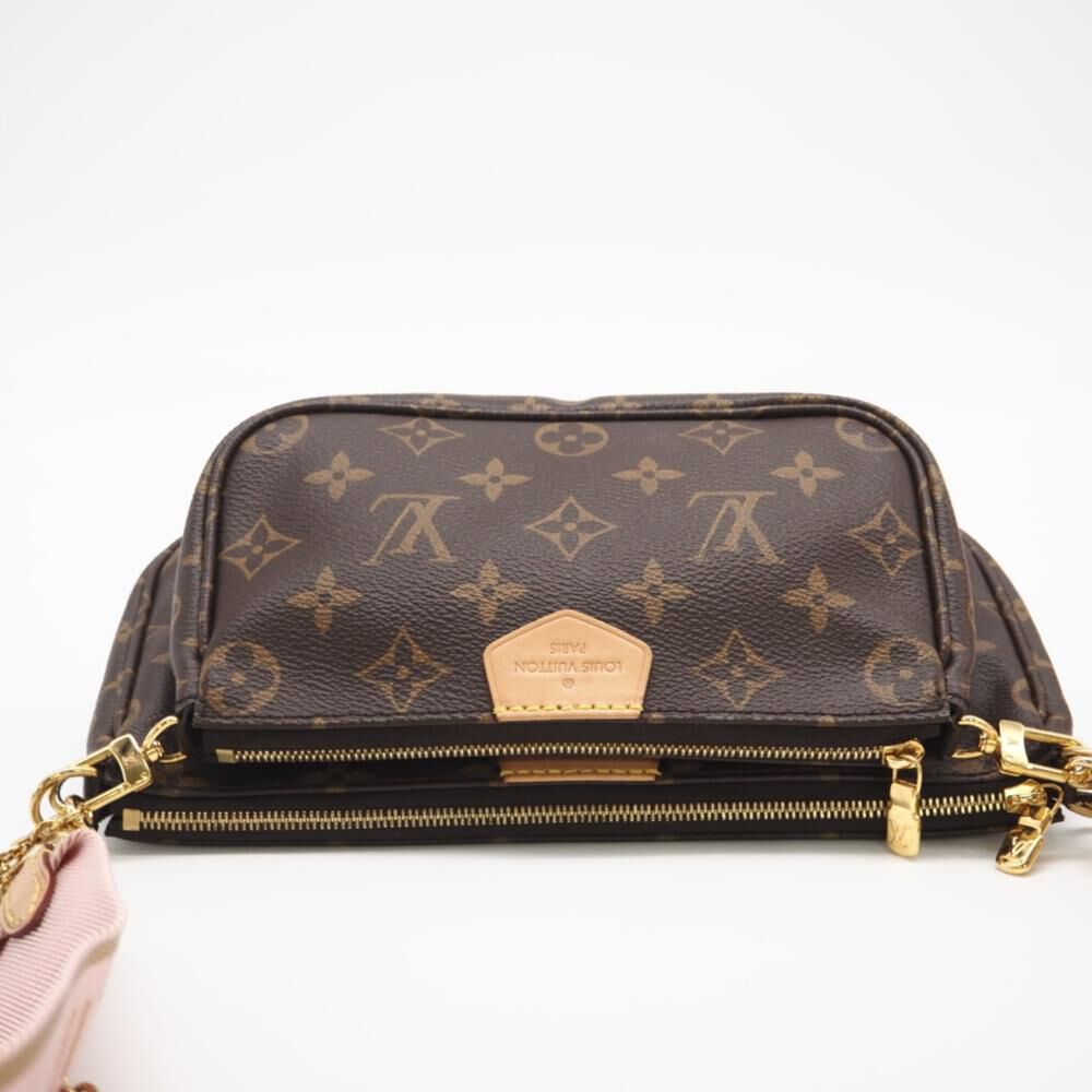 Louis Vuitton Pochette Accessoires
