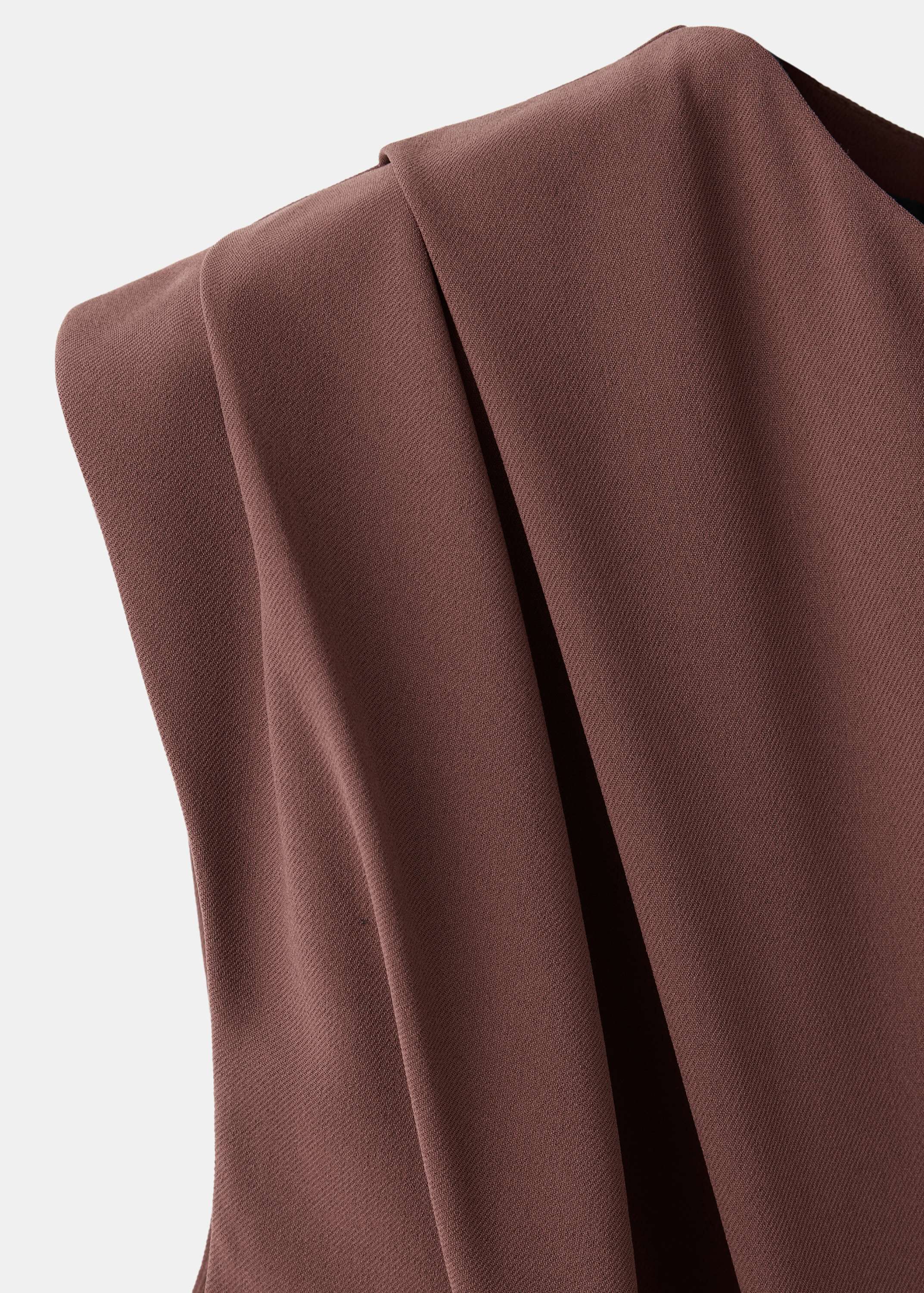 Straight-fit jumpsuit with belt