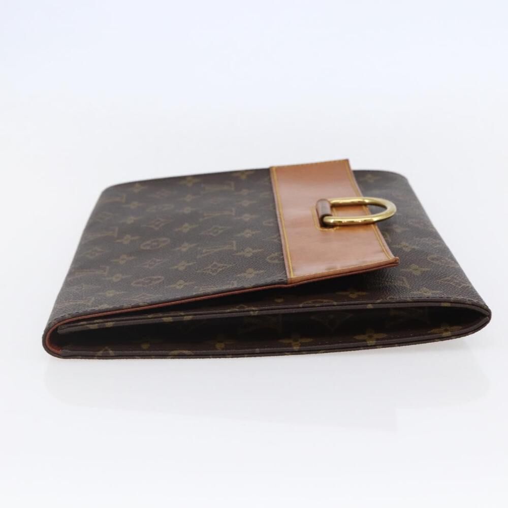 Louis Vuitton Clutch