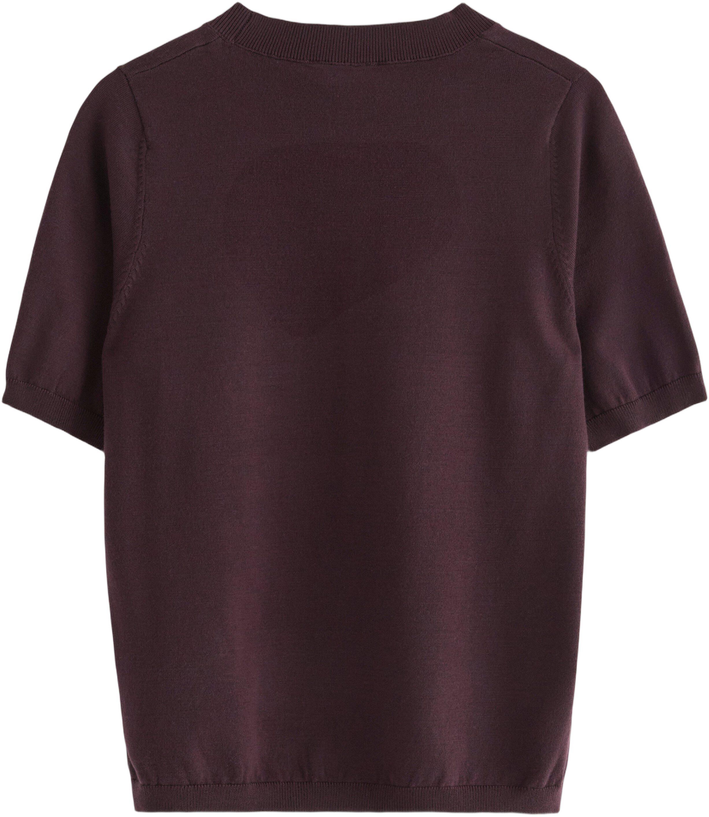 Finstickad topp med rund halsringni