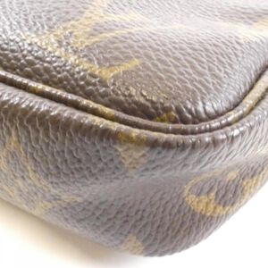 Louis Vuitton Pochette Accessoires