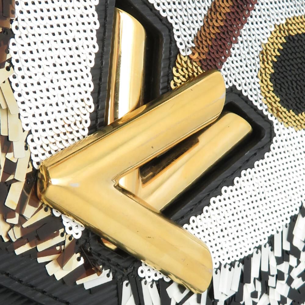 Louis Vuitton Shoulder Bags