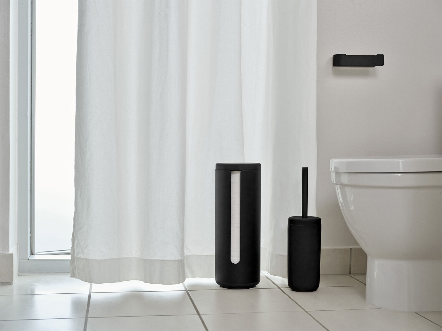 Toiletrulleholder Ume Black