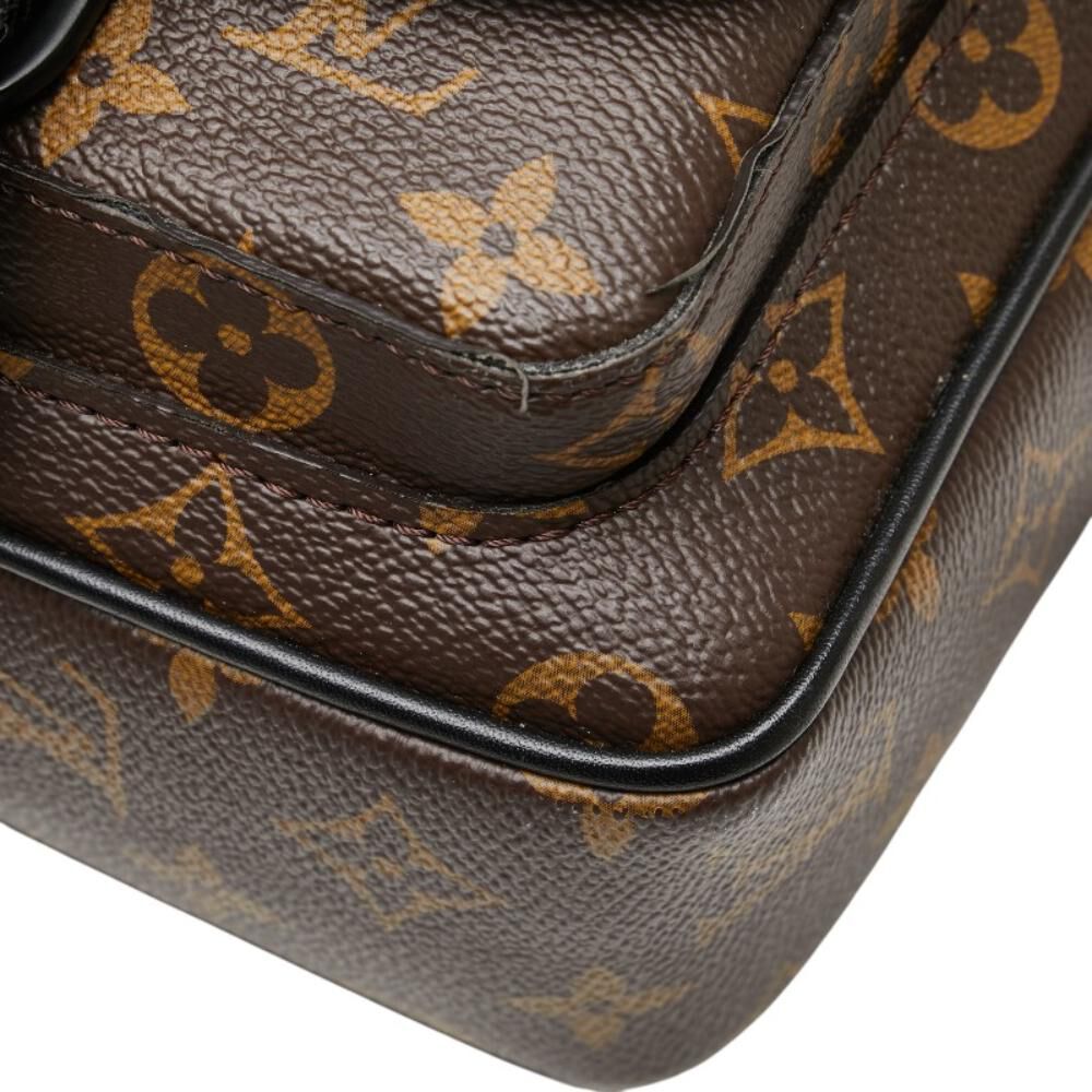 Louis Vuitton Messenger