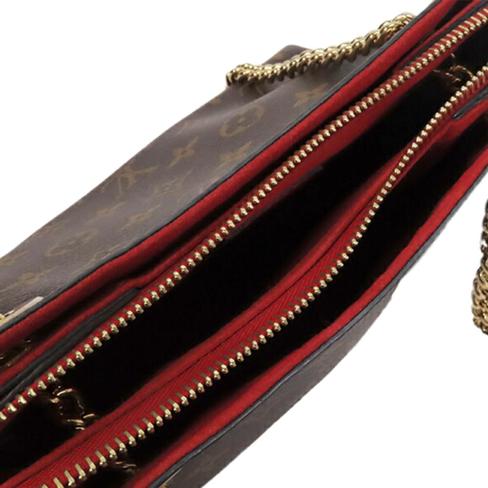 Louis Vuitton Shoulder Bags