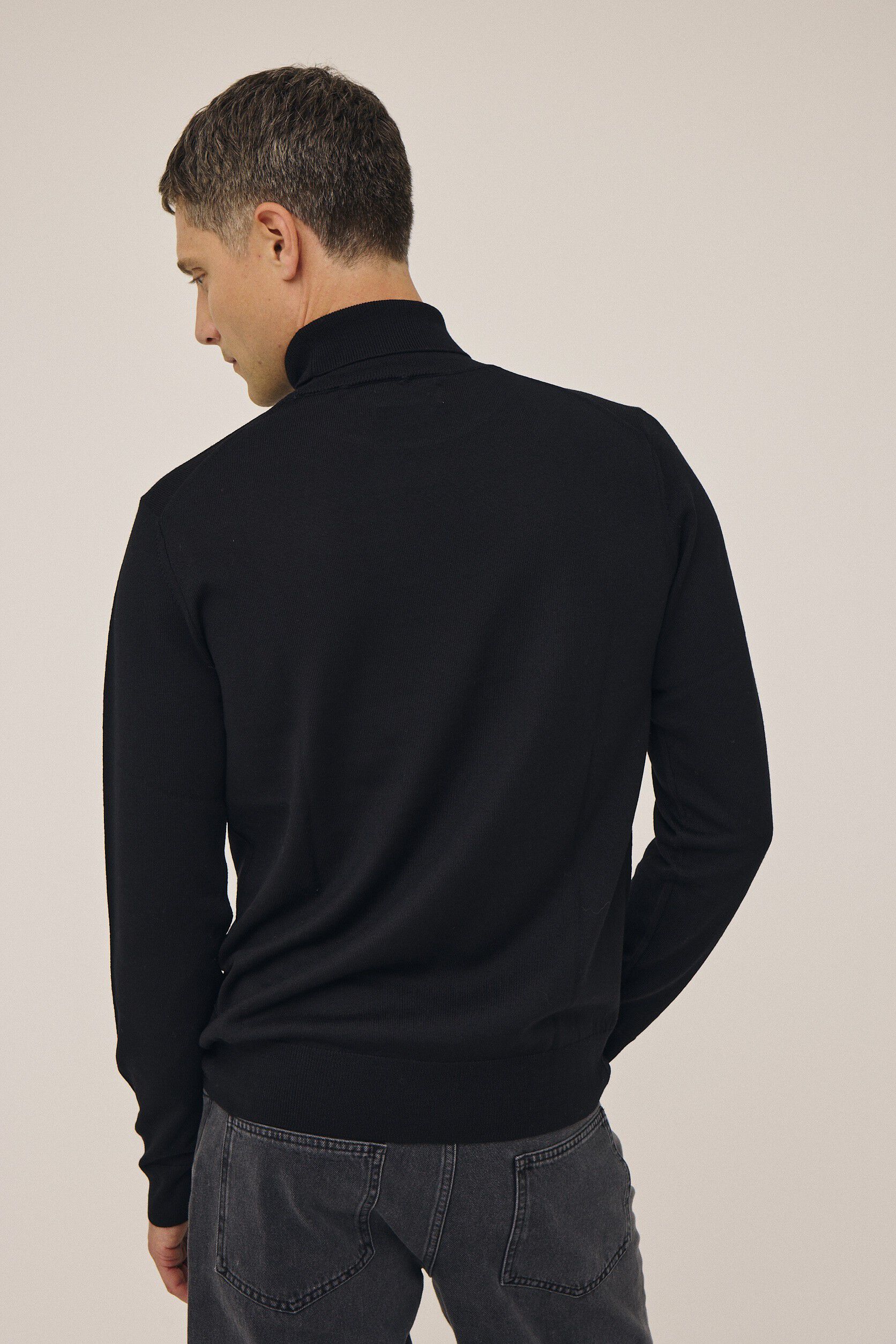 Morgan 4 - 100% Merino Wool