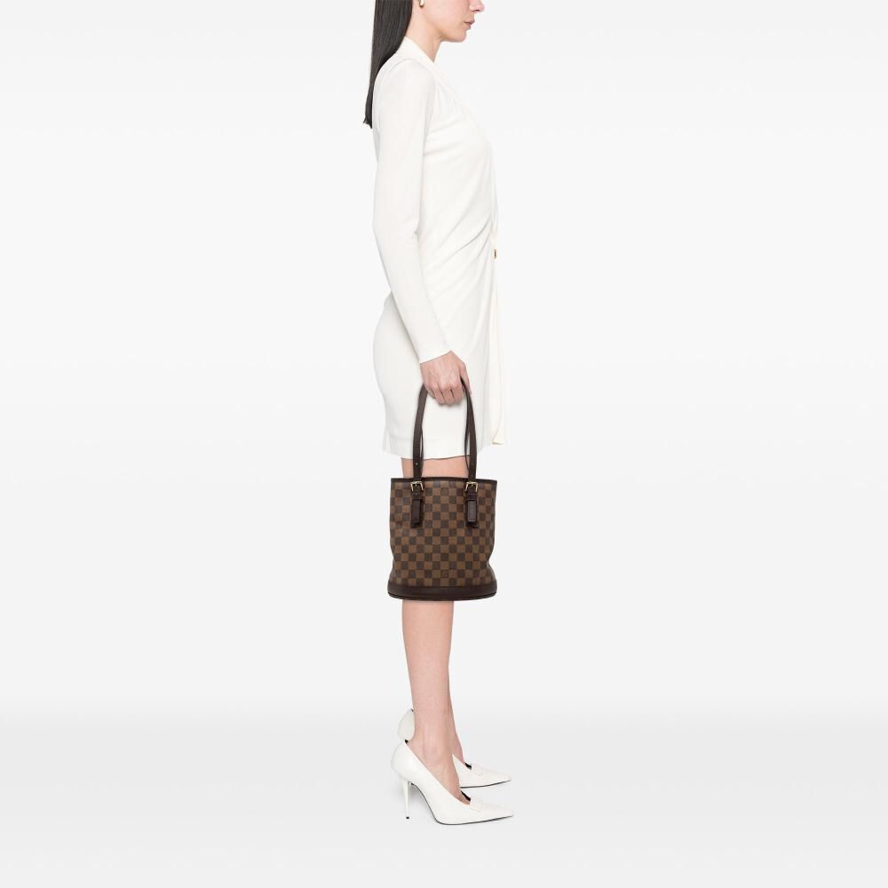 Louis Vuitton Marais