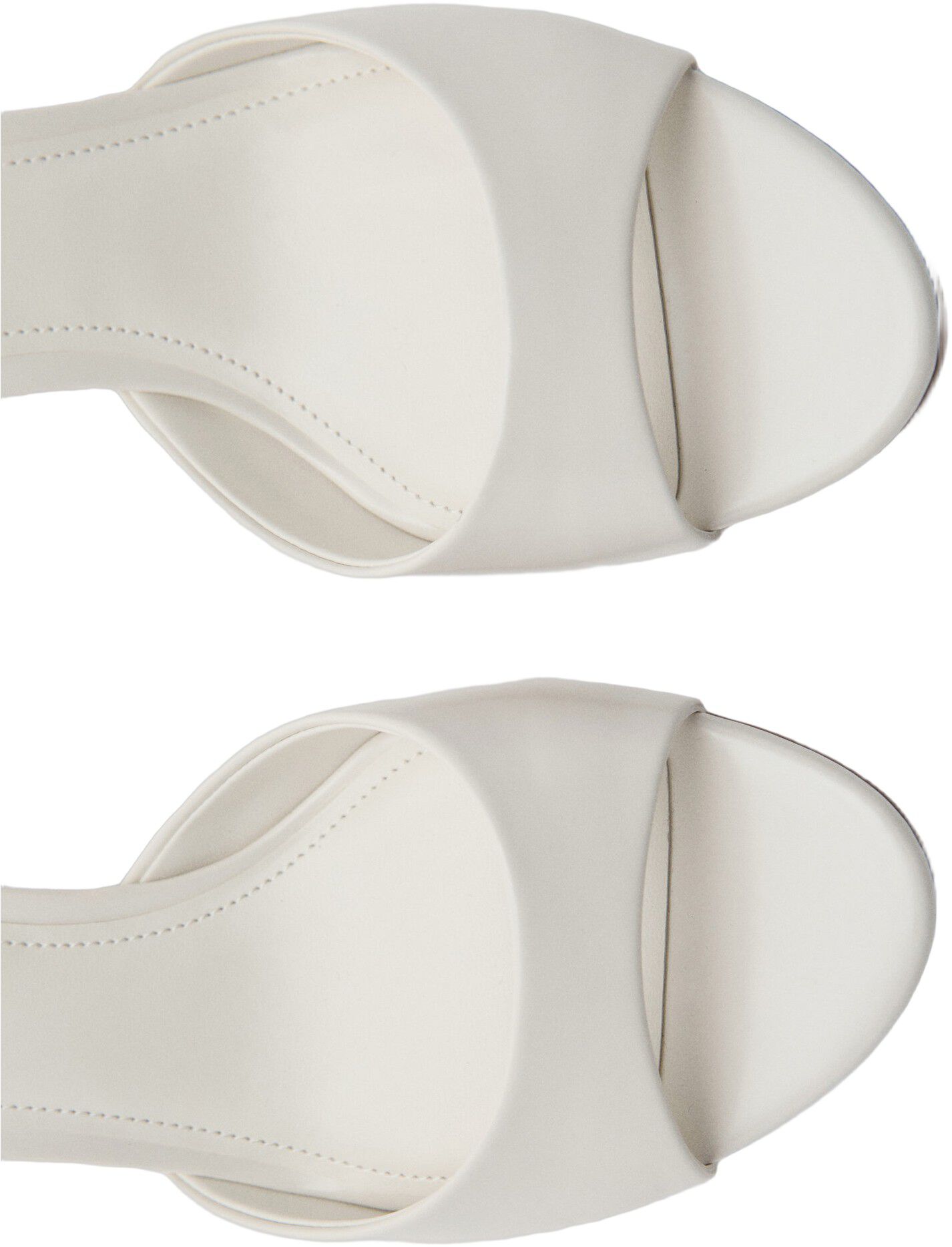 Kitten-heel sandals with strap