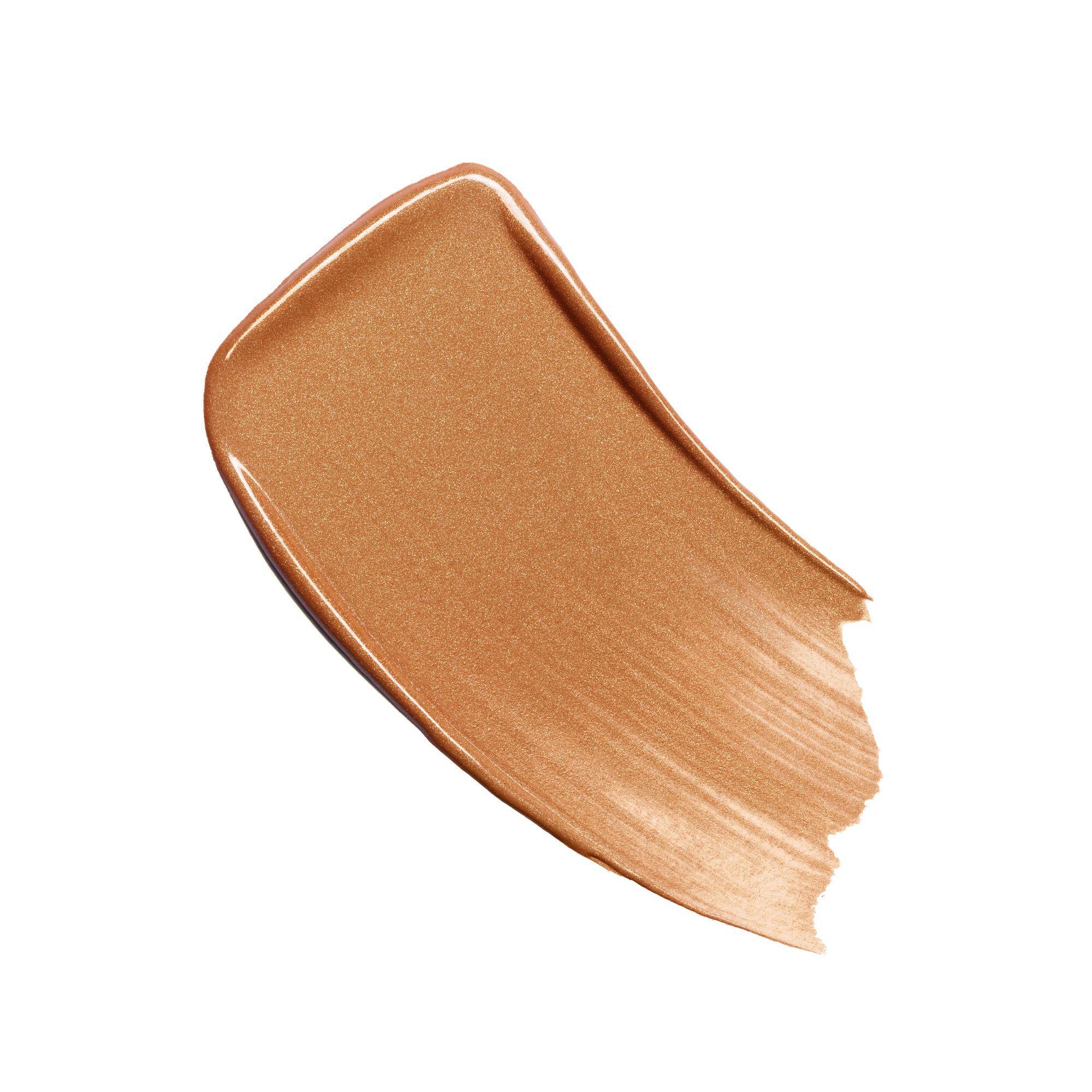 BOOSTER HUDENS UDSTR&Aring;LING UDJ&AElig;VNER GIVER EN PERFEKT TEINT