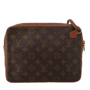 Louis Vuitton Clutch