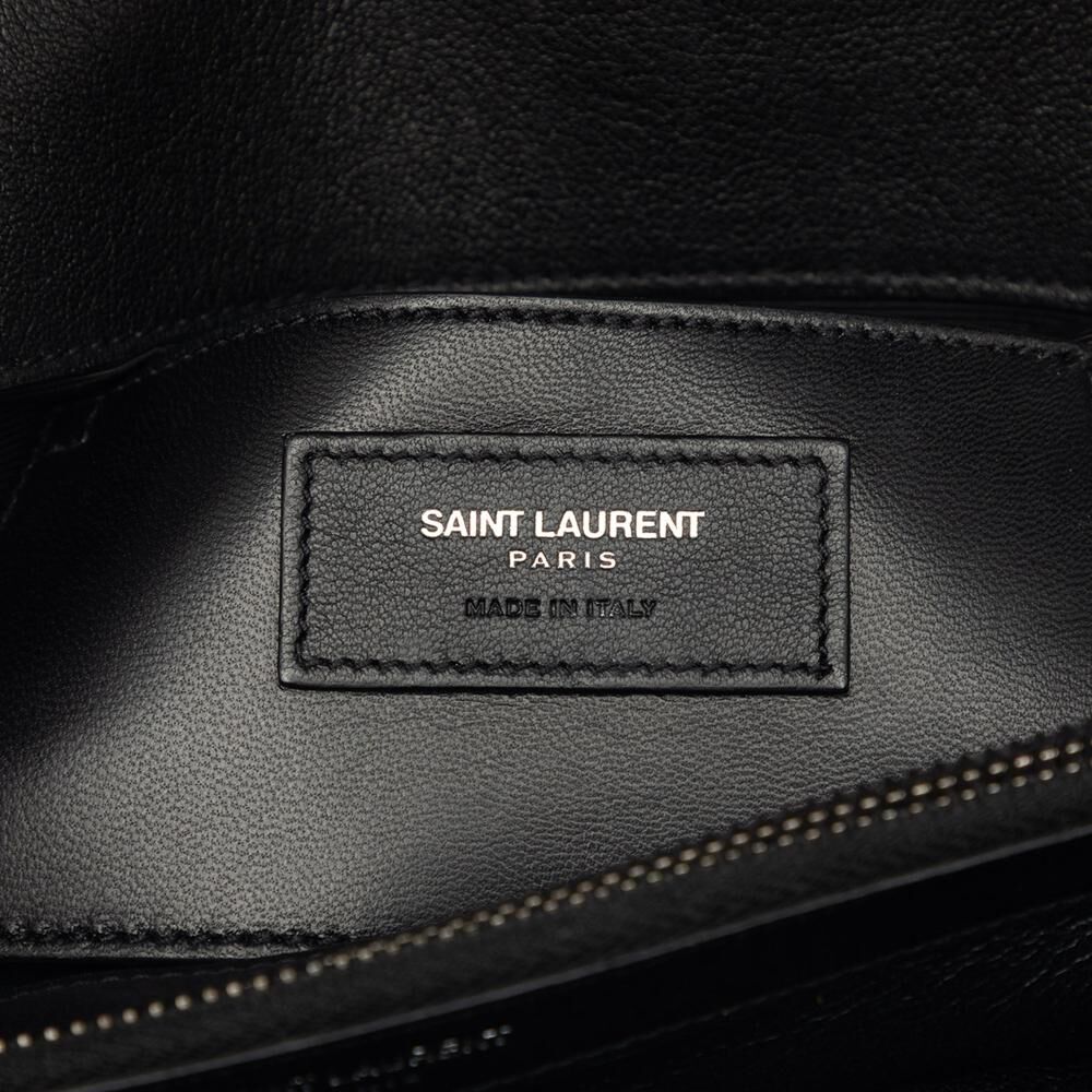 Yves Saint Laurent Handbag