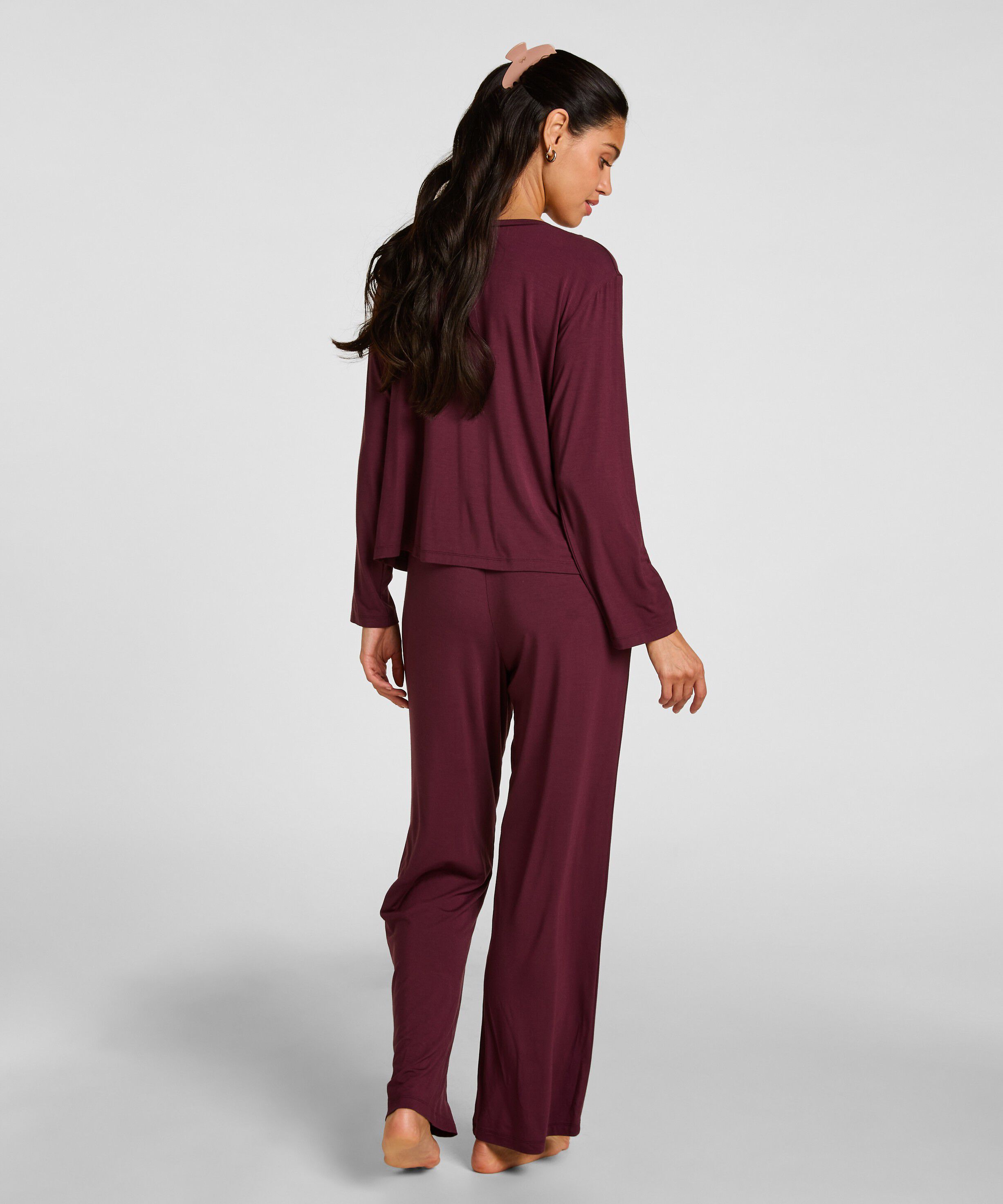 Essential Jersey Long-Sleeved Jacket