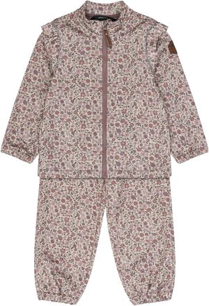 Soft Thermal Set Warm Frill AOP