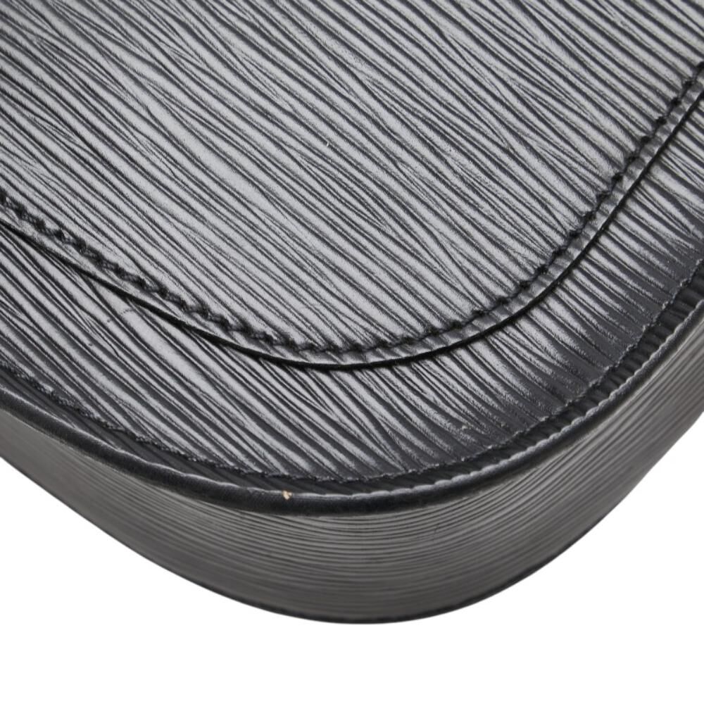 Louis Vuitton Saint Cloud