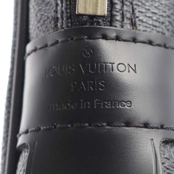 Louis Vuitton Porte Documents Voyage