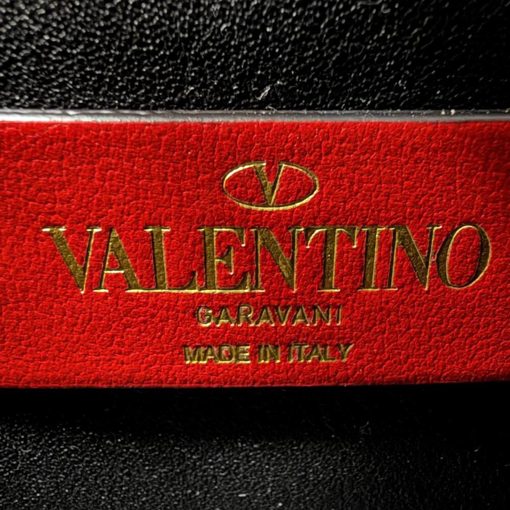 Valentino Pouch