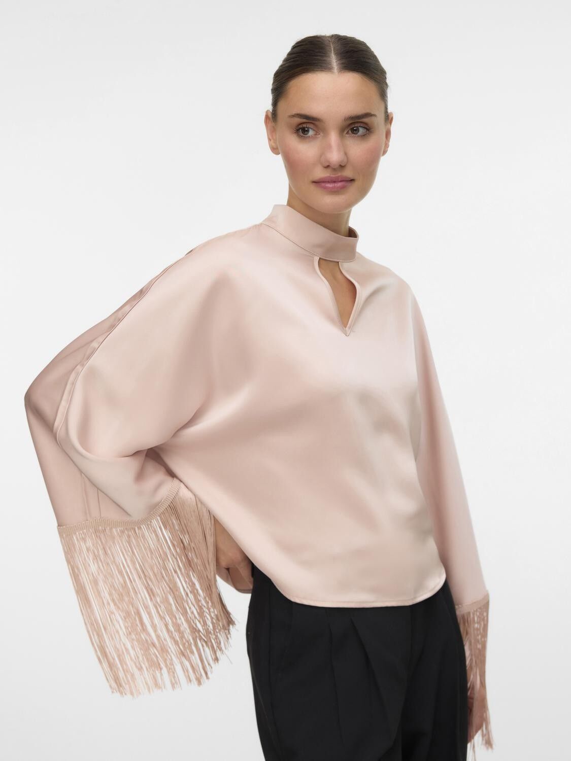 AWMAIA LS HIGH NECK TOP VIP