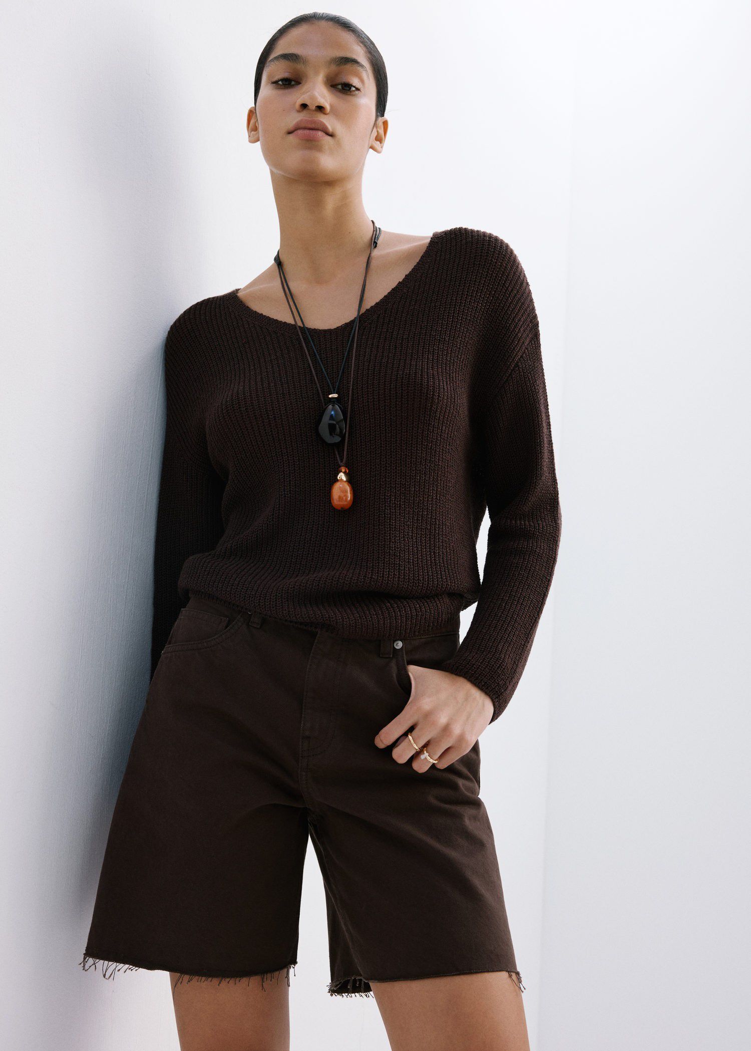 Straight-cut bermuda shorts with fr