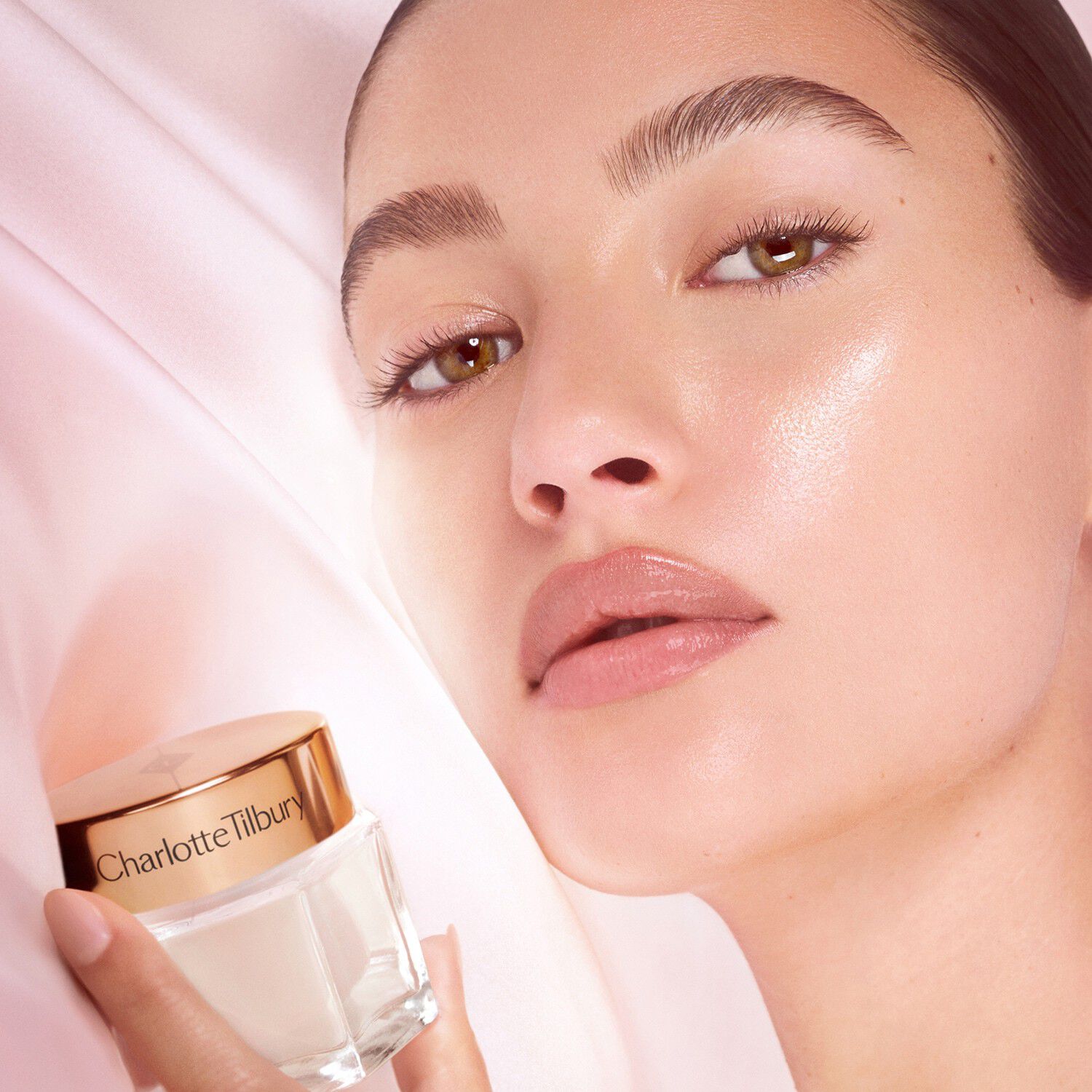 Immediate Skin Revival + Flawless Base Kit - S&aelig;t med ansigtsplejeprodu