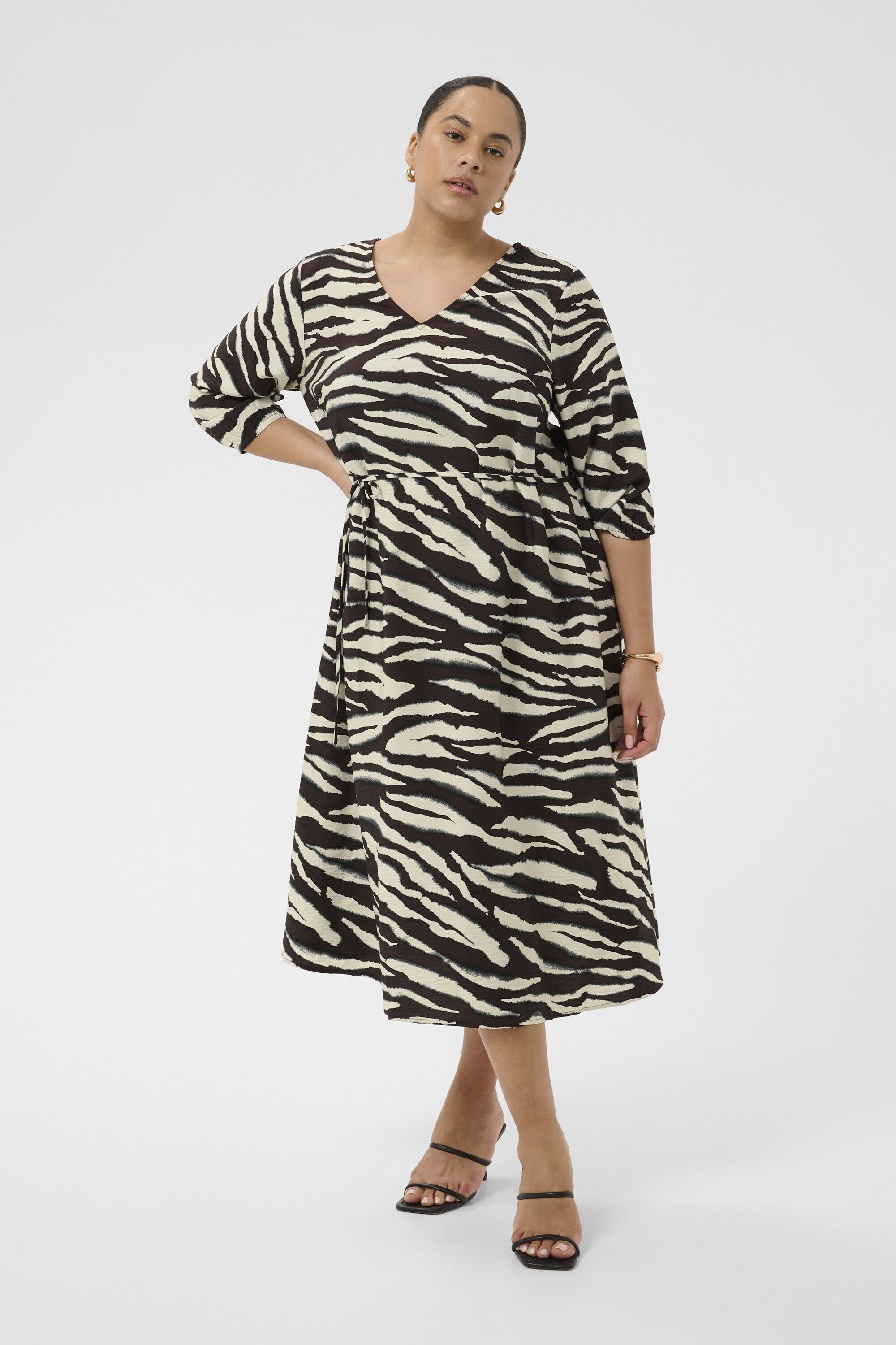 KCvika Dress
