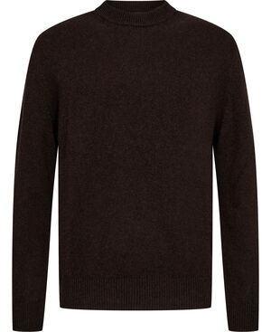 KNITWEAR