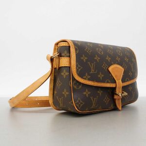 Louis Vuitton Sologne