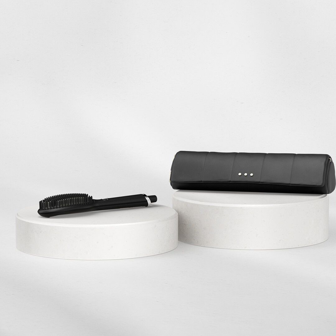 ghd 2-in-1 Heat-Resistant Hot Brush Bag & Mat