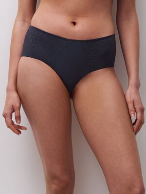 Norah Shorty