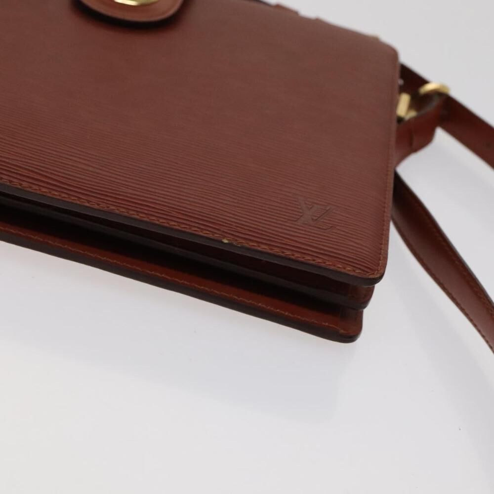 Louis Vuitton Shoulder Bags