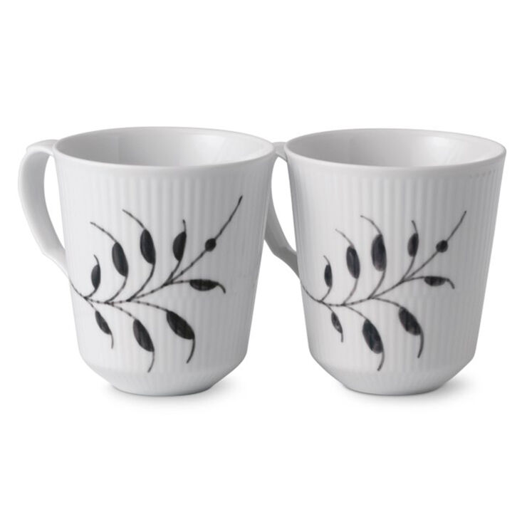 Black Fluted Mega Cups 38cl 2PK