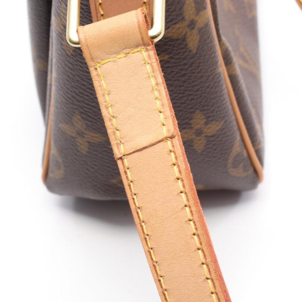 Louis Vuitton Shoulder Bags