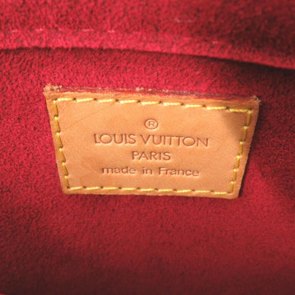 Louis Vuitton Shoulder Bags