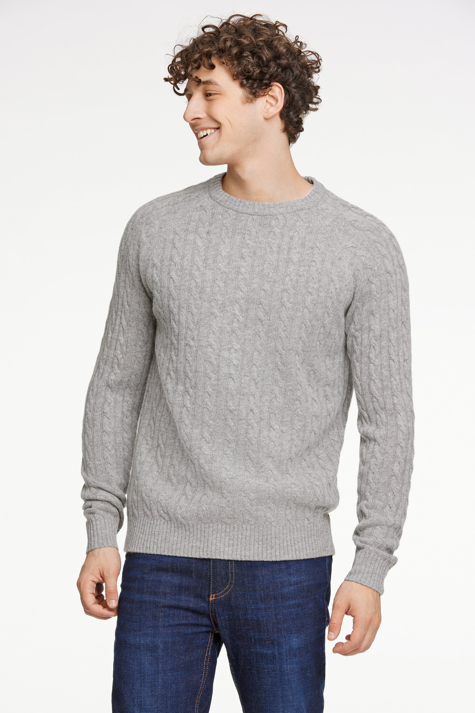Lambswool raglan cable o-neck