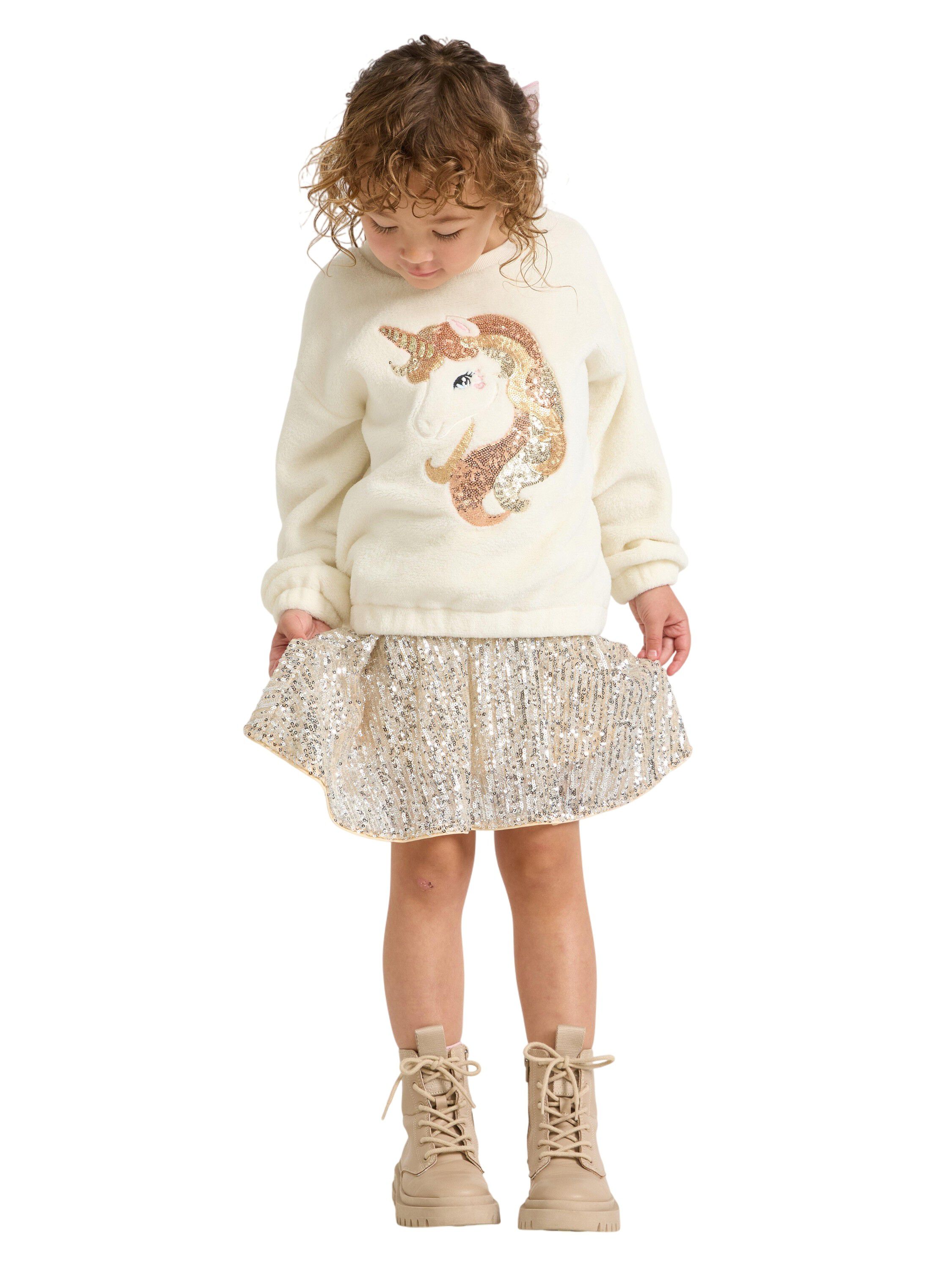 Comfy jumper in soft pile with a cr