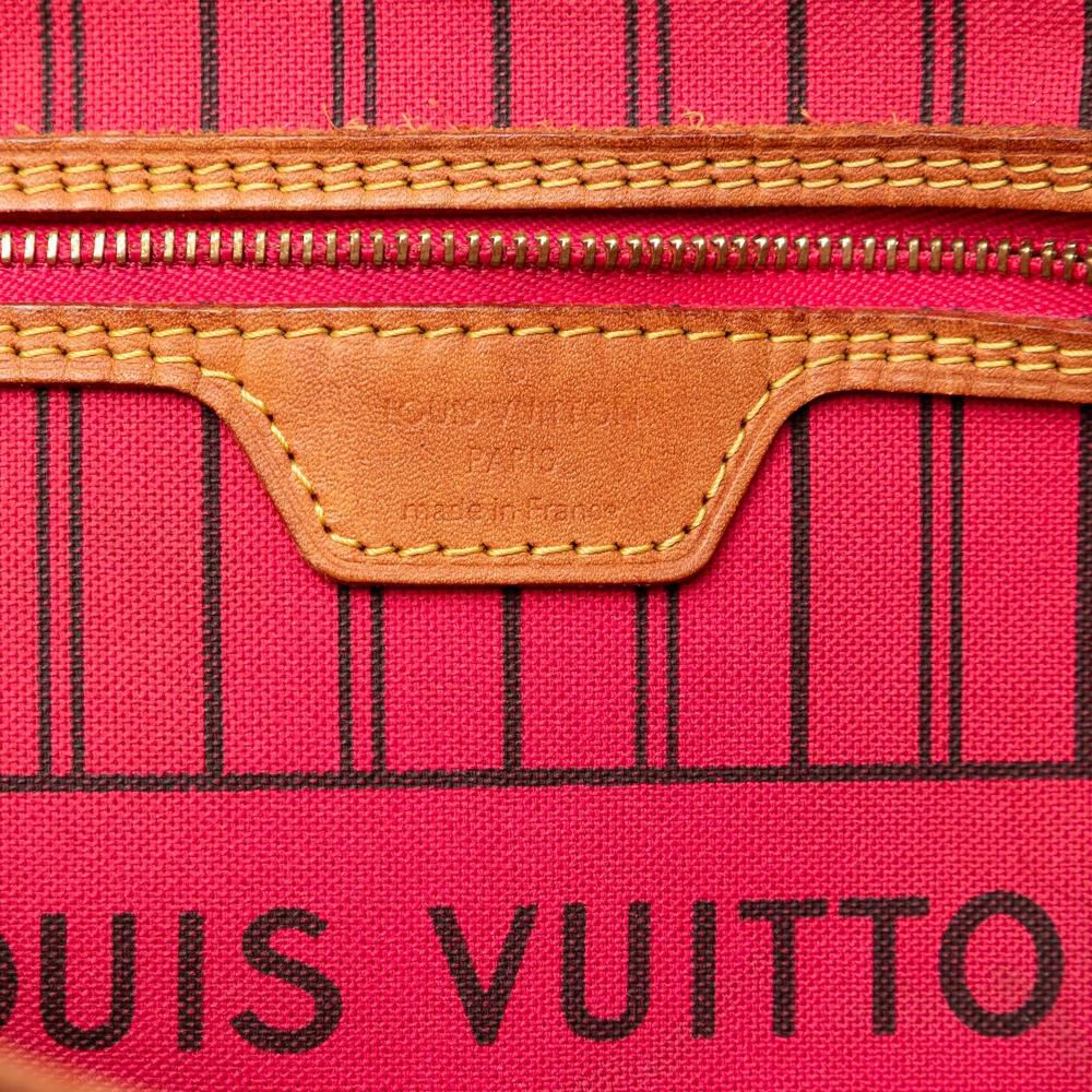 Louis Vuitton Neverfull