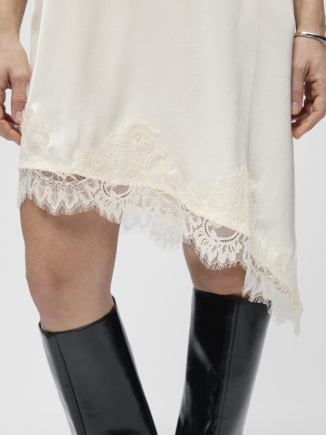 OBJNALINE REG SLIP LACE DRESS E VIP